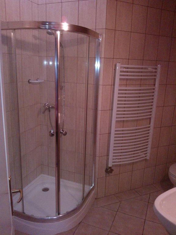 Nautilus Etterem Es Panzio Hotel Dabas Room photo